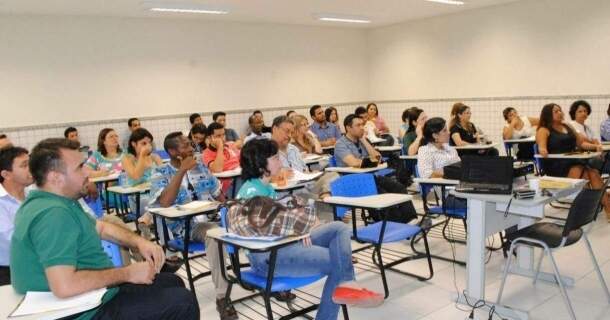 CURSO DE NOÇÕES BÁSICAS EM PSICOPEDAGOGIA INSTITUCIONAL